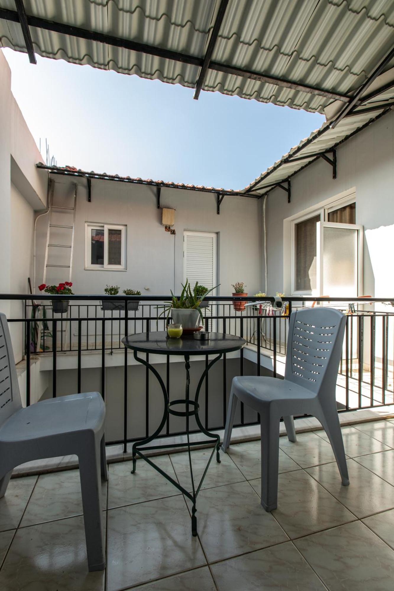 Central Cozy Apartment Sparta Ngoại thất bức ảnh